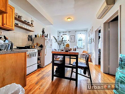 3rd image of 353 S 4th St #5A