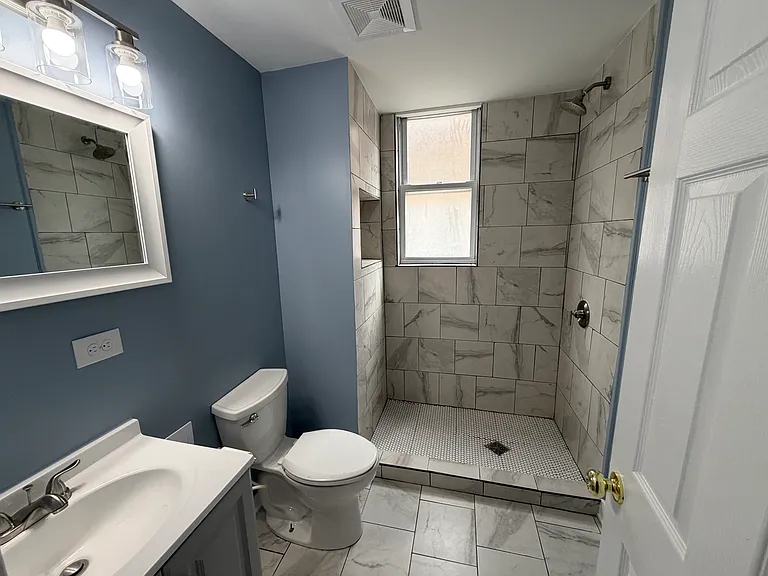 3854 W 24th St #2 — Photo 6