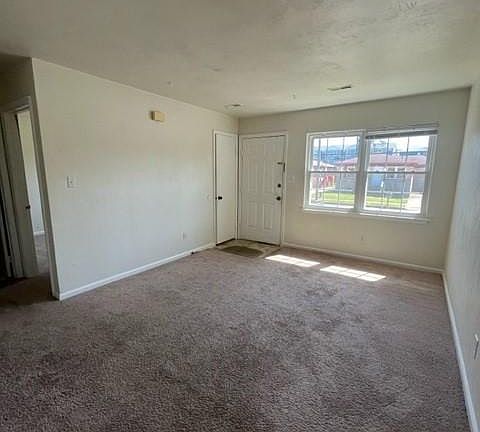 4th image of 4318 Tides Ct APT A