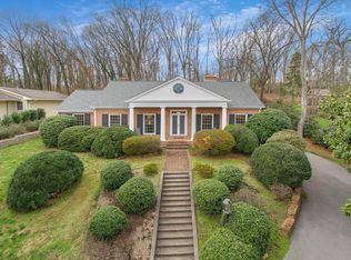 1425 Cherokee Blvd, Knoxville, TN 37919