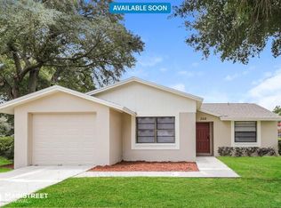 3312 King Charles Cir, Seffner, FL 33584