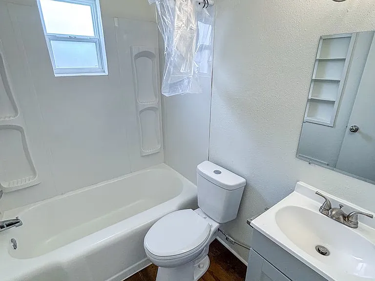 332 SW Topeka Blvd — Photo 19