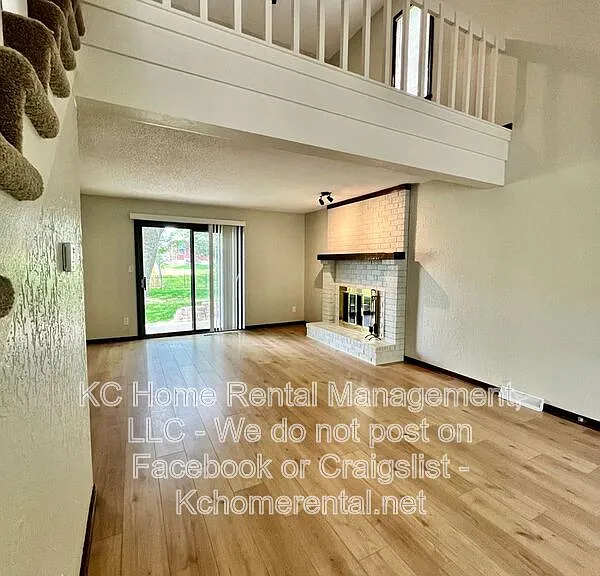 3868 SW Harbor Dr — Photo 13