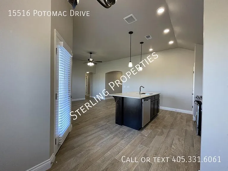 15516 Potomac Dr — Photo 11