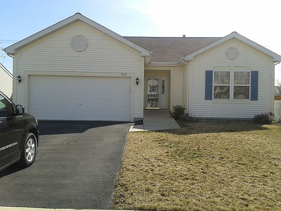 2nd image of 2110 Glenridge Ct