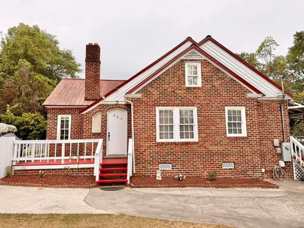 321 5th Ave SW, Moultrie, GA 31768