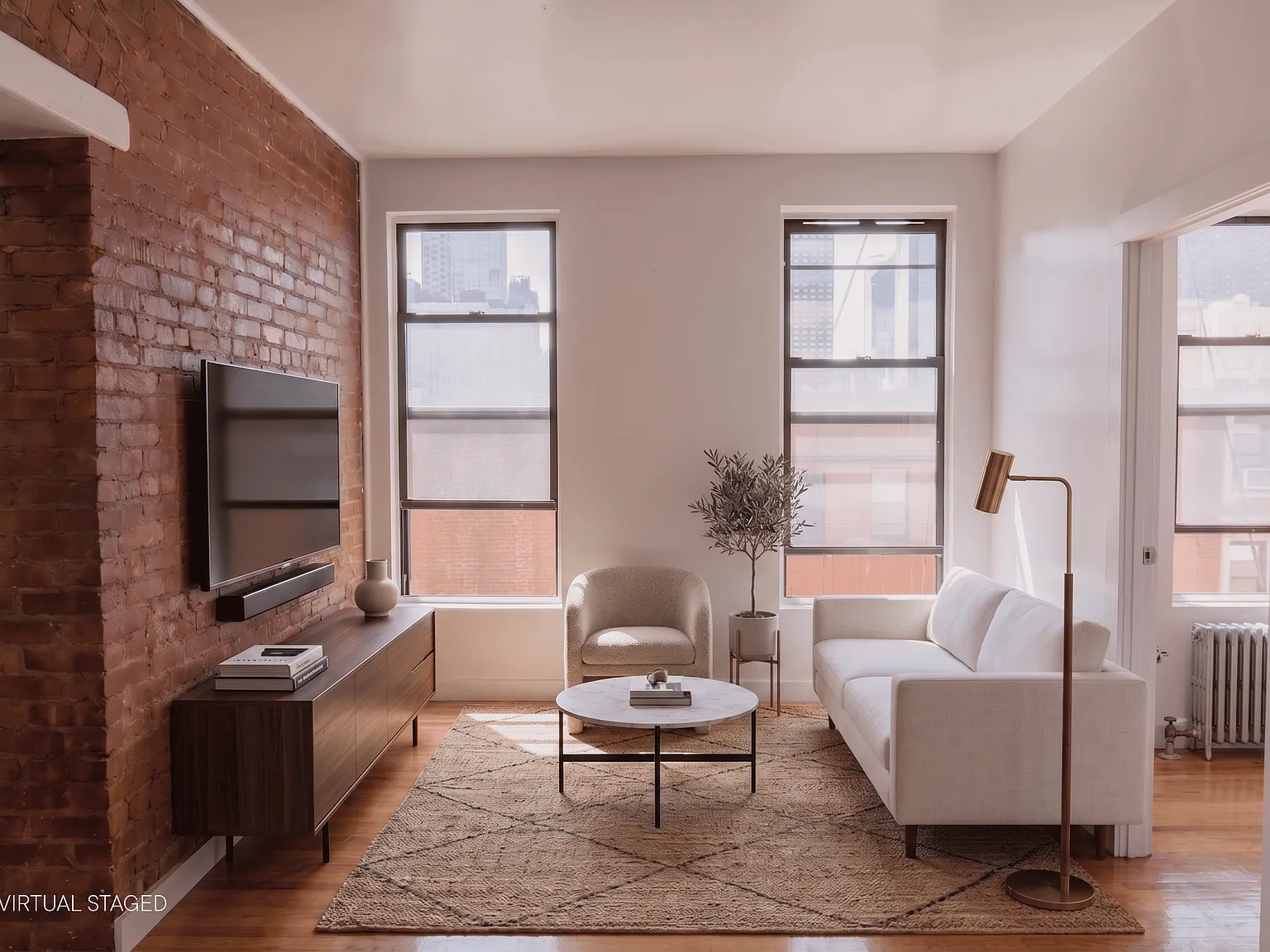 401 West 47th Street — Photo 1