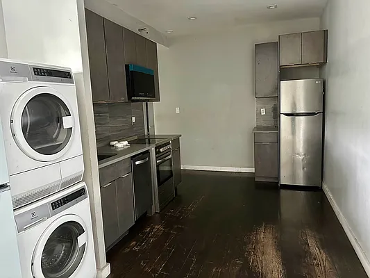 Rented by Premier One Realty LLC | media 3