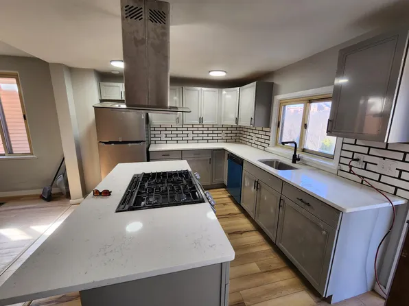 618 Chess St, Pittsburgh, PA 15211