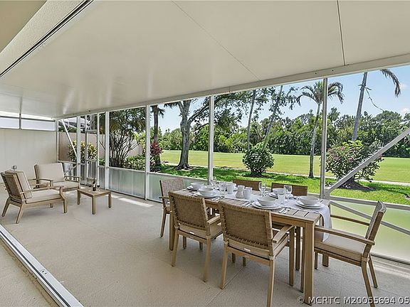 3rd image of 8521 SE Palm Hammock Ln