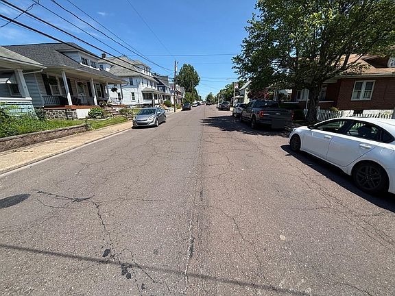 5th image of 150 S 9th St