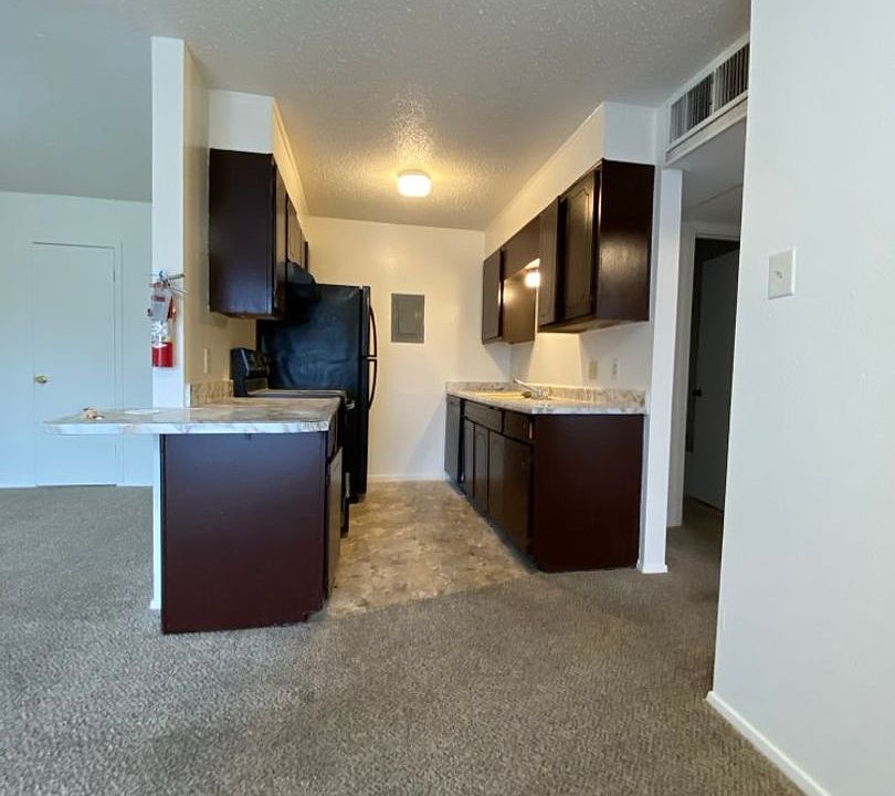 1st image of 1707-1717 Greenwood St #2B-2Ba-1277Sqft