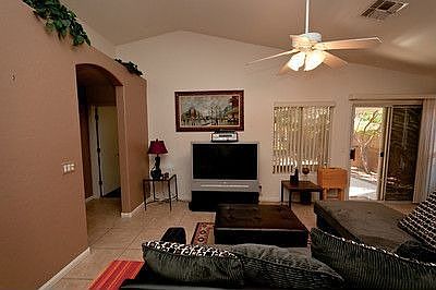 HDTV, blu-ray surround-sound, stereo