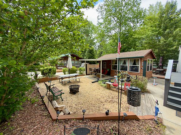 2nd image of 14 Hidden Valley Rd