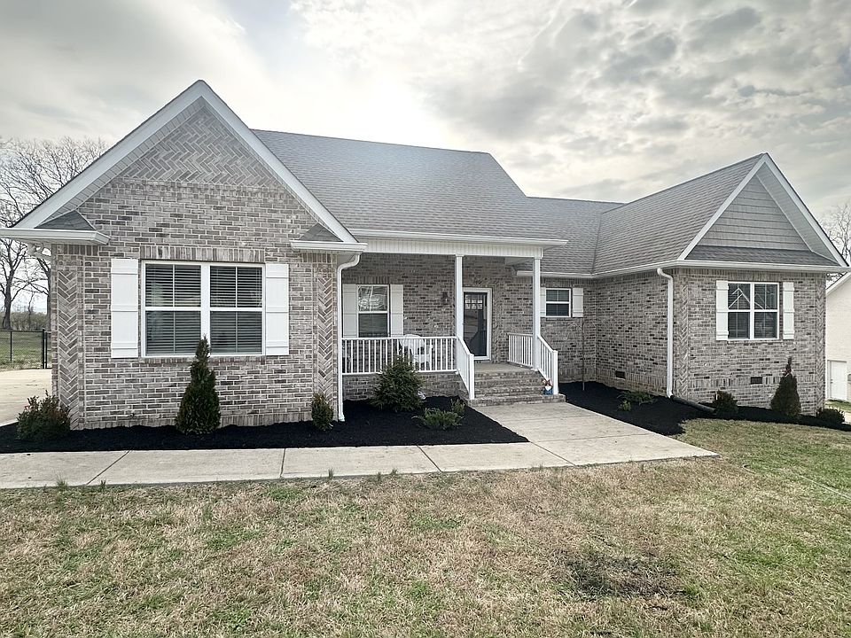 1st image of 160 Mockingbird Ln