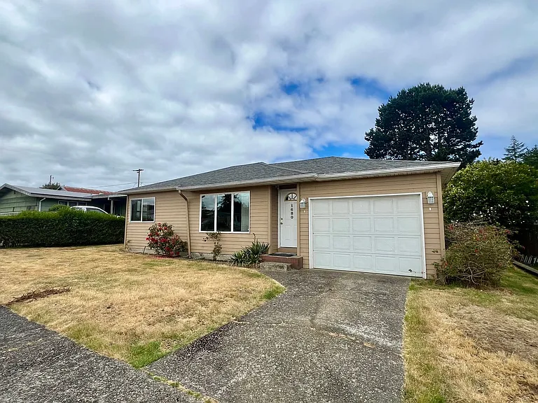 1680 Garfield St — Photo 1