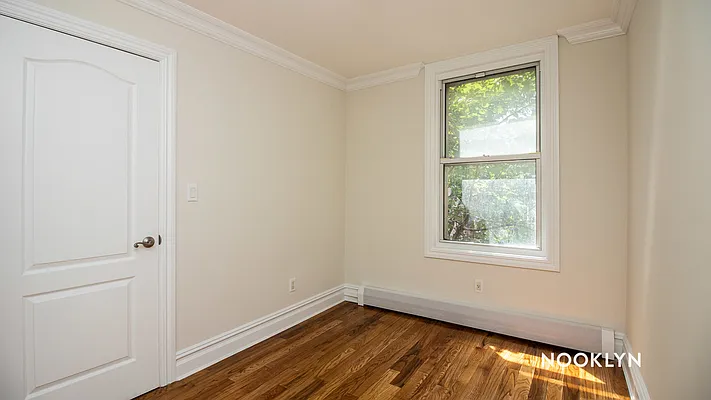 Rented by Nooklyn NYC LLC | media 12