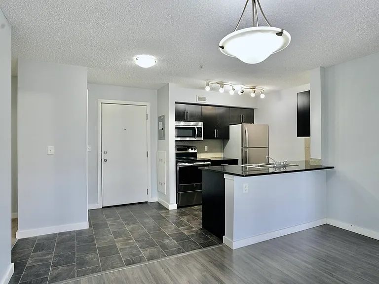 5816 Mullen Pl NW #320 — Photo 2