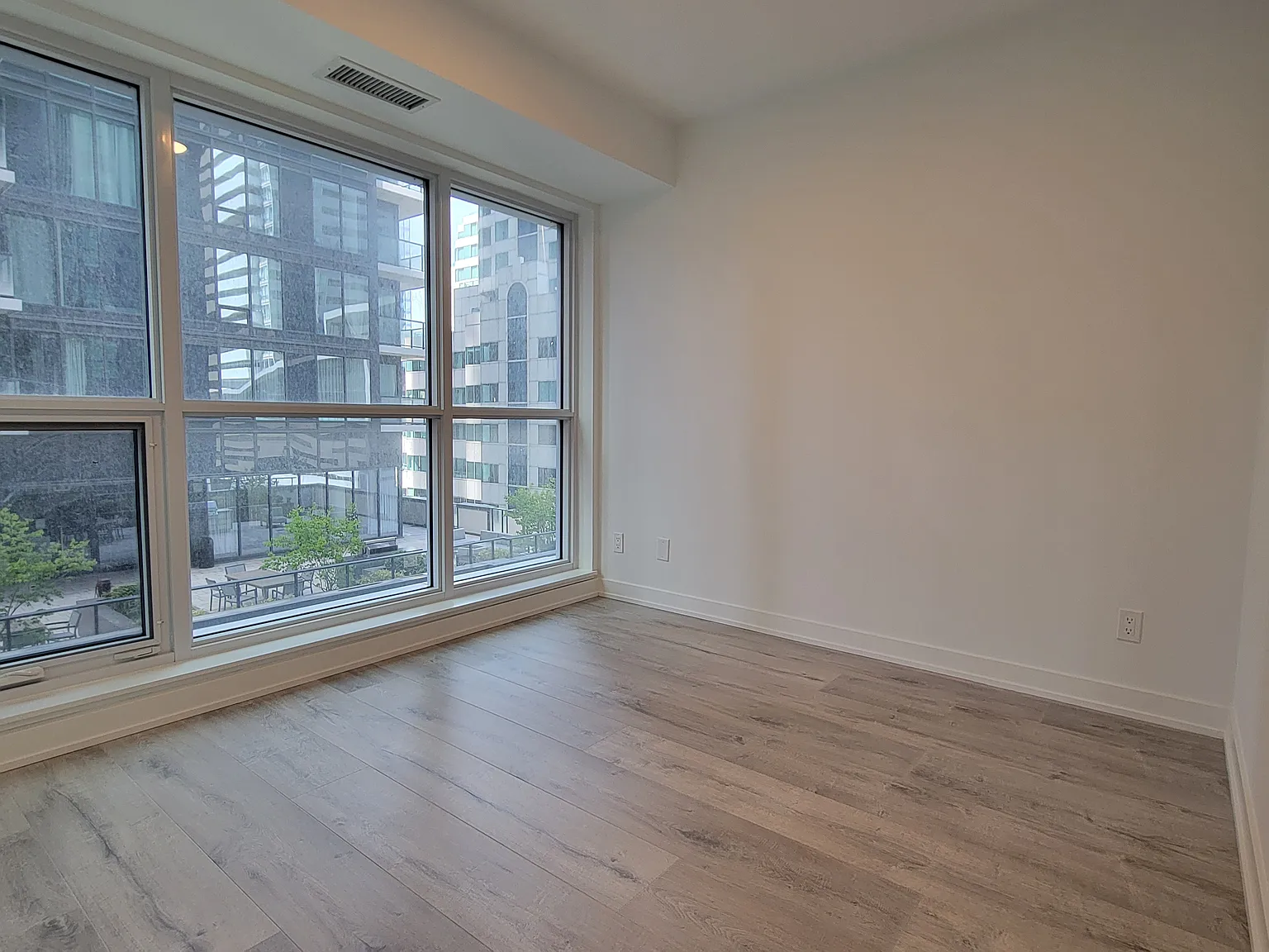 327 King Street West #56 1 bedroom Condo unit for Rent — Photo 4
