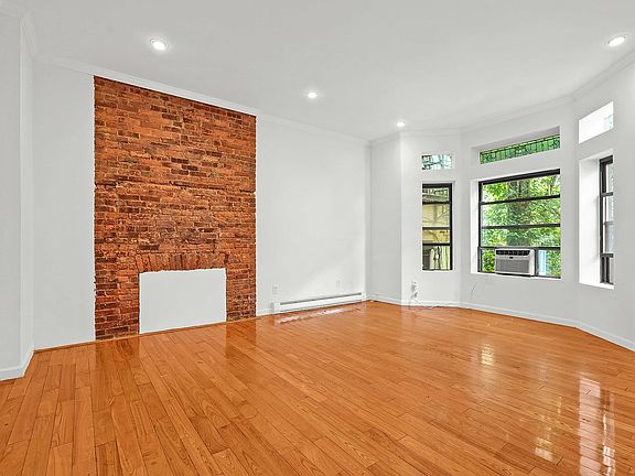 3rd image of 888 Carroll St APT 2