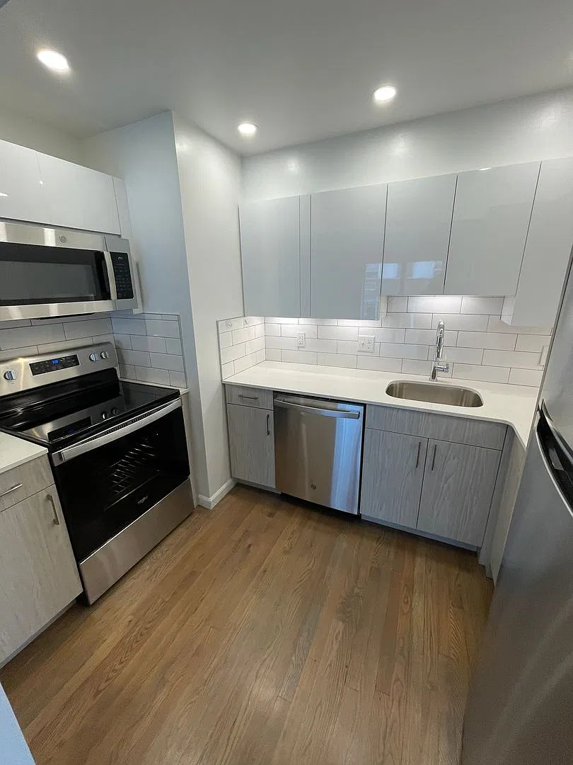 Luxury Penthouse with covered parking — Photo 1