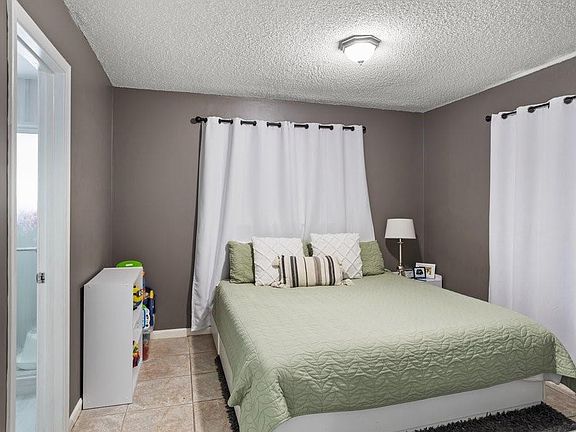 4th image of 1020 Crystal Lake Drive #206