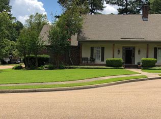 400 Harewood Pl, Ridgeland, MS 39157
