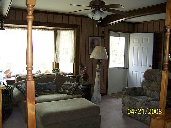 Lv Room