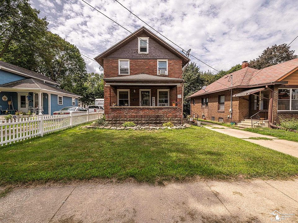 1st image of 224 N Webster St
