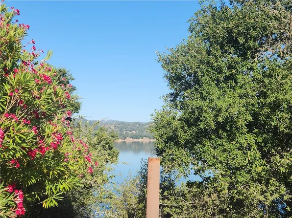 8139 Smith Point Rd #128, Bradley, CA 93426