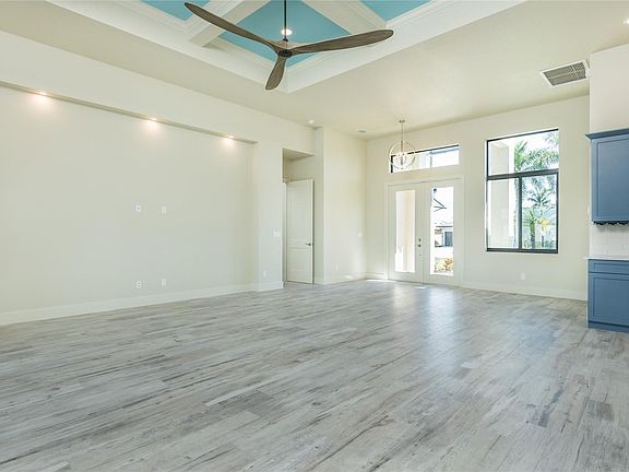 5th image of 1238 NW 39th Ave