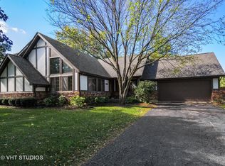 10S556 Book Rd, Naperville, IL 60564