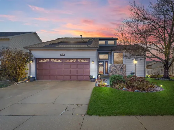 1805 Ridge Park Rd, Urbana, IL 61802