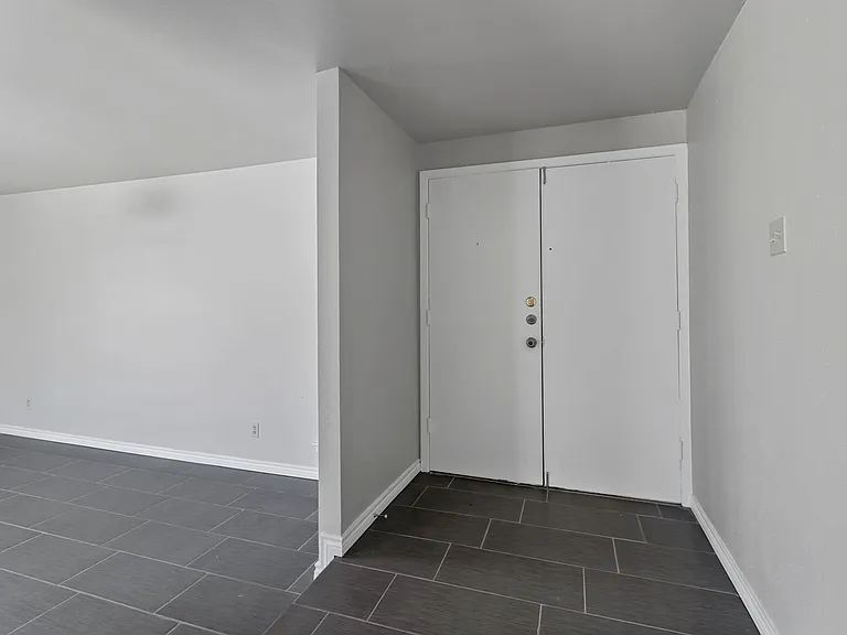1020 Mountview Dr — Photo 4