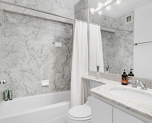 4th image of 45 E 25th St APT 14E