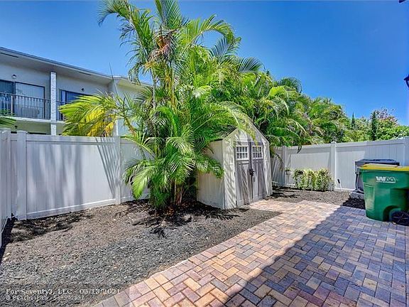 5th image of 4739 NW 59th St