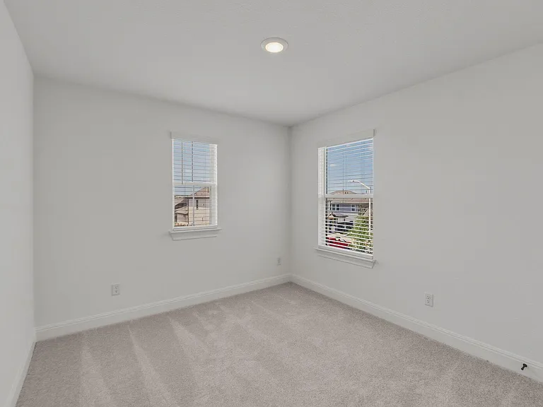 608 Knot Dr — Photo 17
