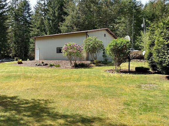 5th image of 100 N Spindrift Dr