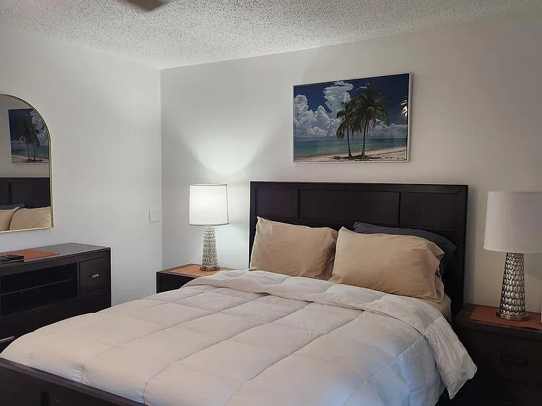 102 Westbury E #102 — Photo 13