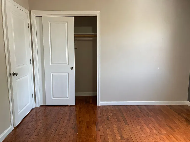 680 N Main St — Photo 11