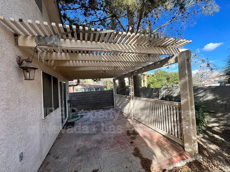 5716 Grand Entries Dr — Photo 35