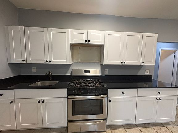 4th image of 602 5th Ave #103