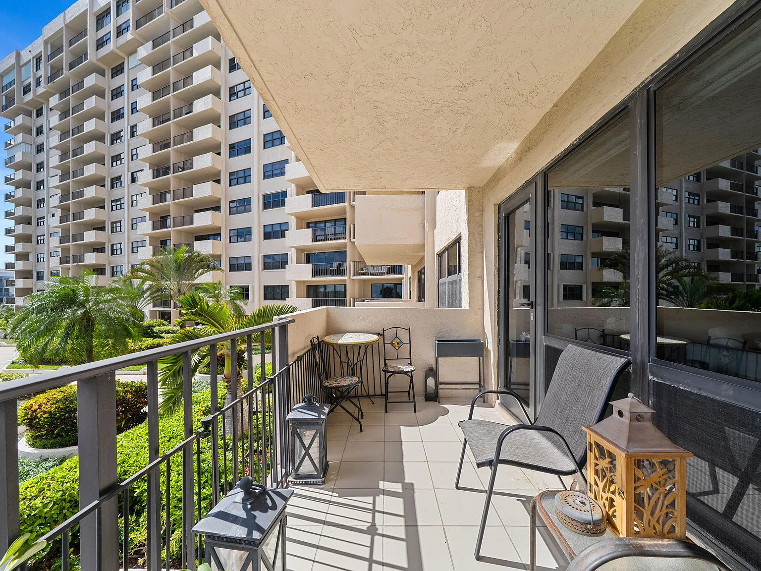 4900 N Ocean Blvd — Photo 2