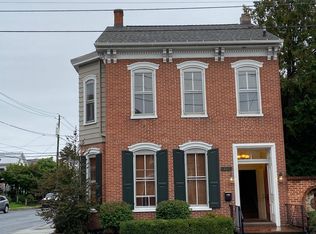222 S Market St #B, Mechanicsburg, PA 17055