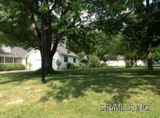 1970 Captains Dr, Worden, IL 62097