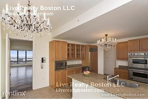10 Avery St 1