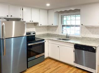 40 Stone St #1S, Beverly, MA 01915