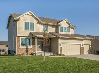404 NE 46th St, Ankeny, IA 50021