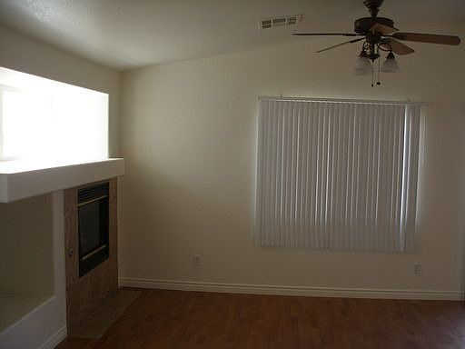 4th image of 8804 Meisenheimer Ave