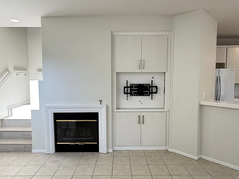 6446 Alexandri Cir — Photo 9